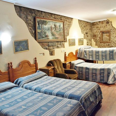 Hotel Mur Jaca Rum bild