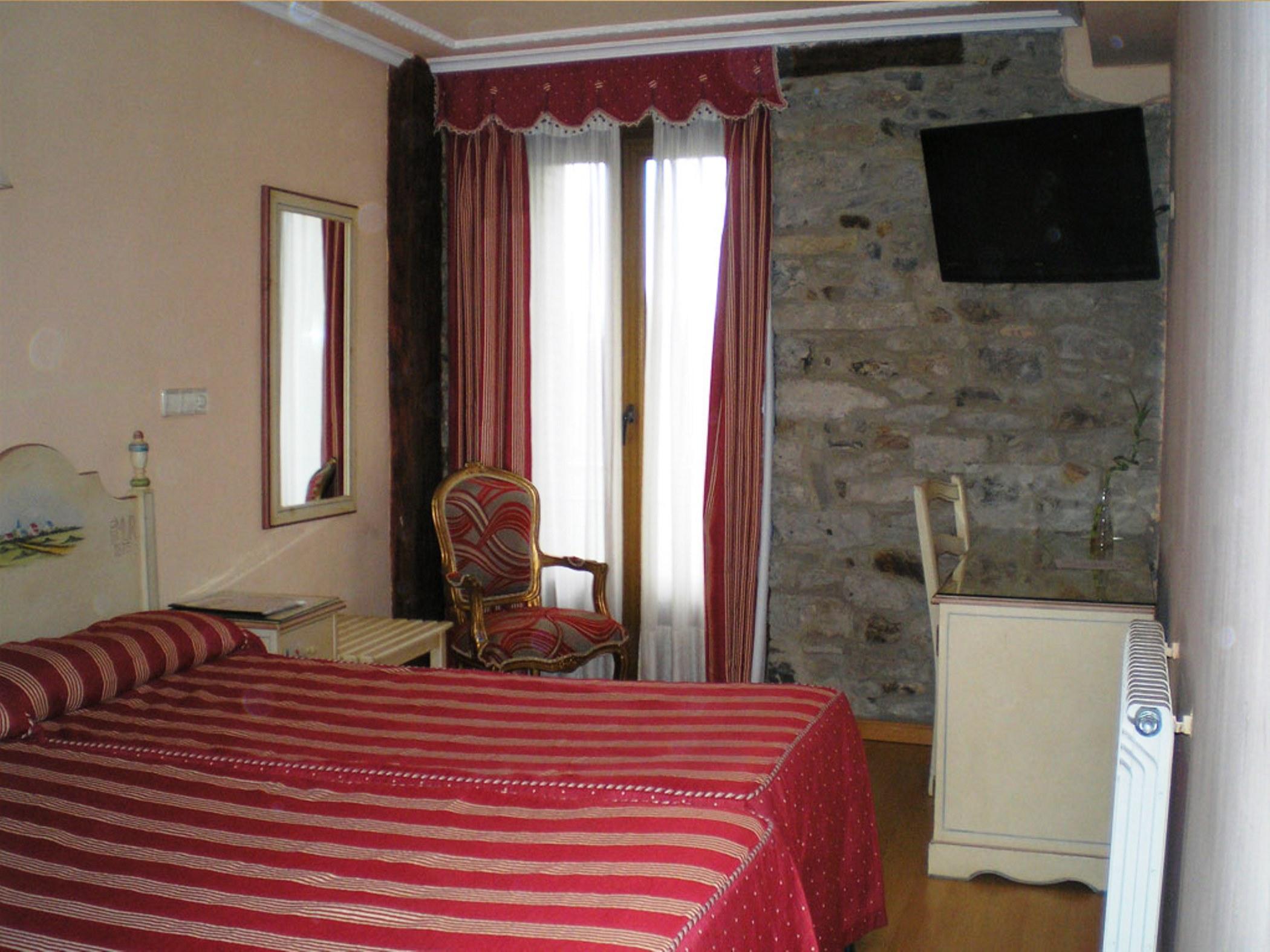 Hotel Mur Jaca Exteriör bild