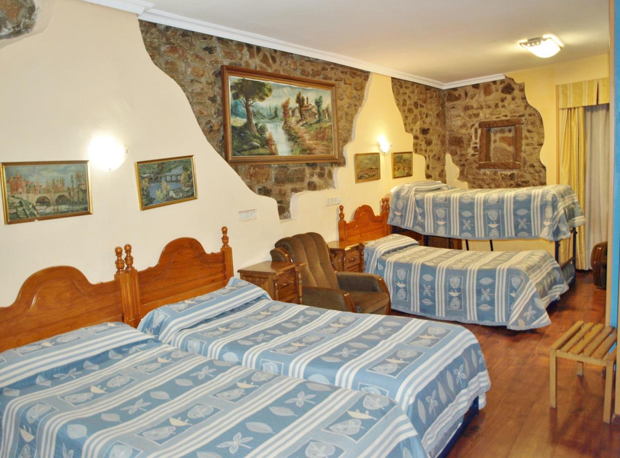 Hotel Mur Jaca Rum bild