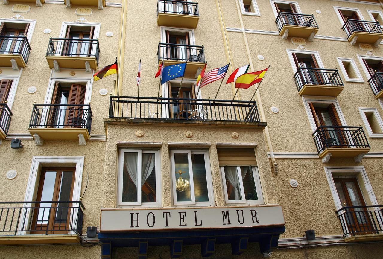 Hotel Mur Jaca Exteriör bild