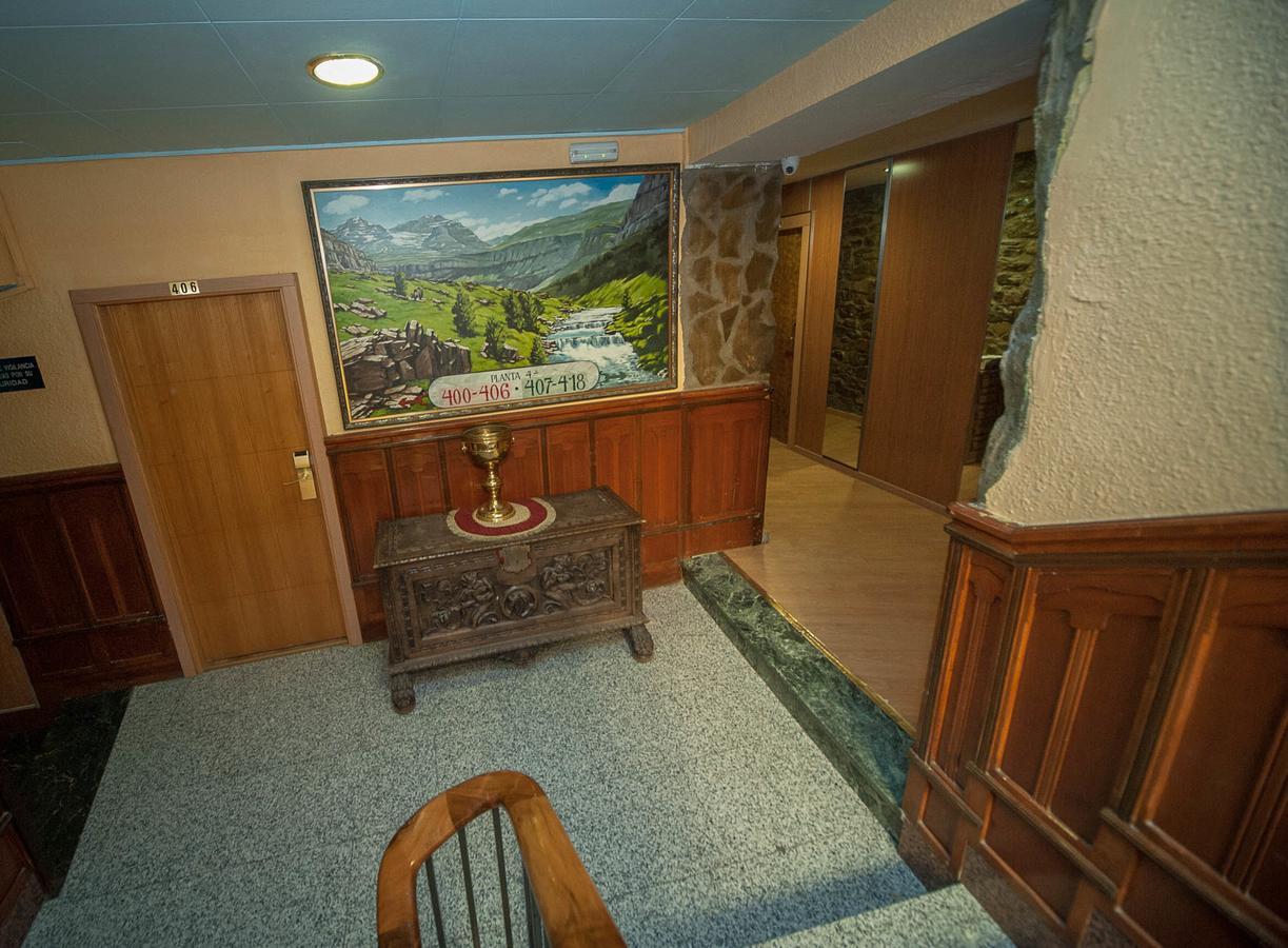 Hotel Mur Jaca Exteriör bild