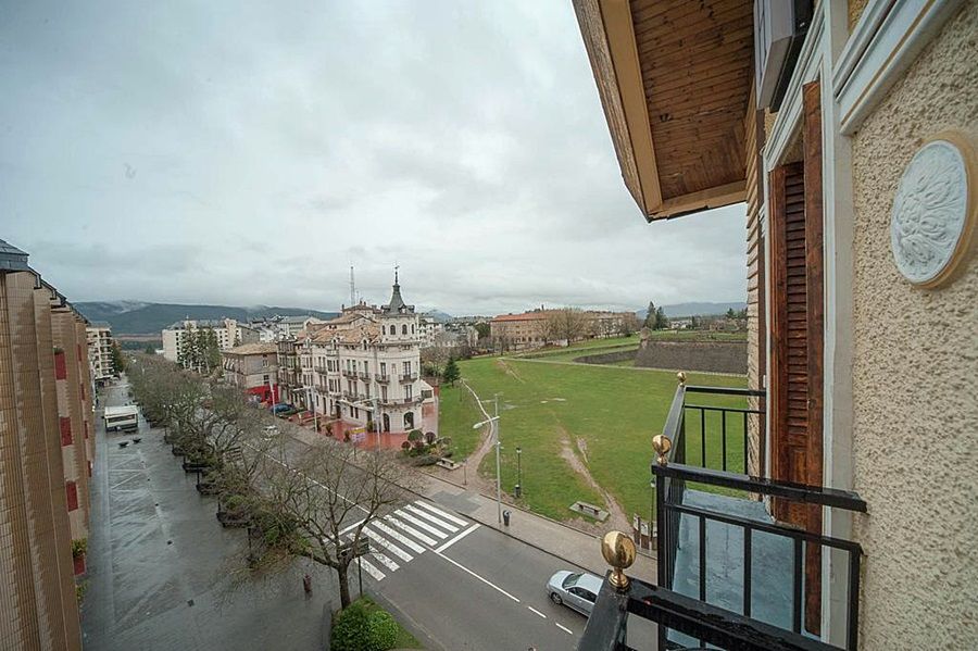 Hotel Mur Jaca Exteriör bild